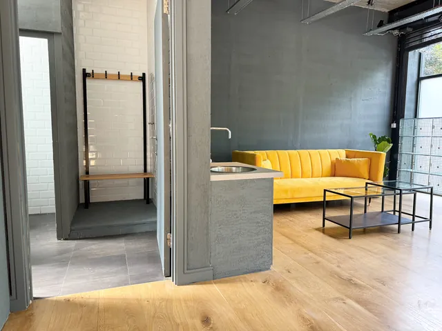 Changing room, and kitchenette